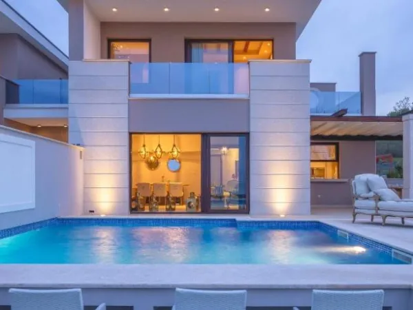 For Sale In Installments, Apartment 190m In The Brooks New Cairo