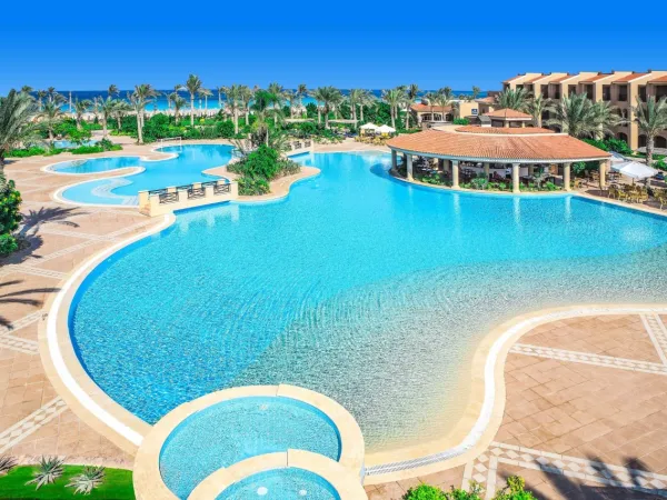 استلم بنتهاوس في الماظة باي الساحل الشمالي بمساحة 260م