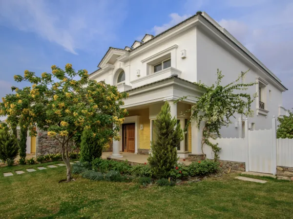 Villa 500m In New Cairo, Mountain View 2 Compound