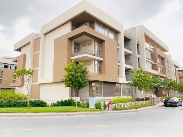 تفاصيل بيع شقة بمساحة 159 متر في The Median New Cairo