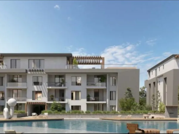 امتلك فيلا بموقع استراتيجي في دايركشن وايت الساحل الشمالي