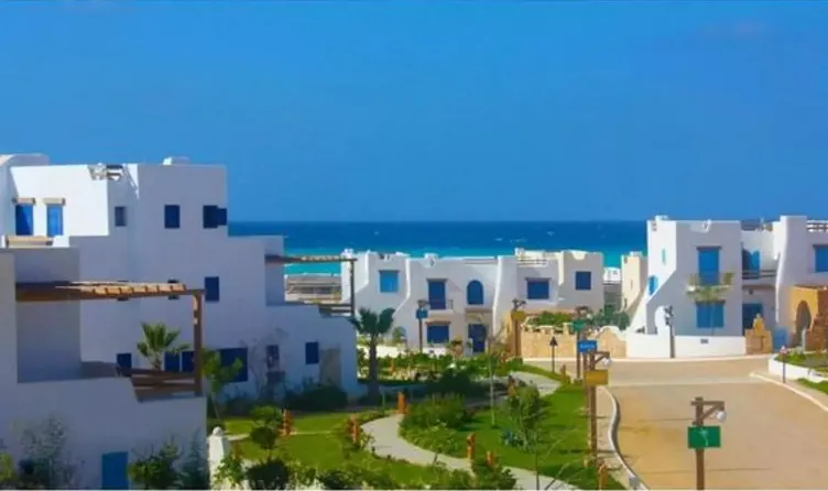 شاليه رائع 95م للبيع في موقع مميز جدا داخل بيانكي