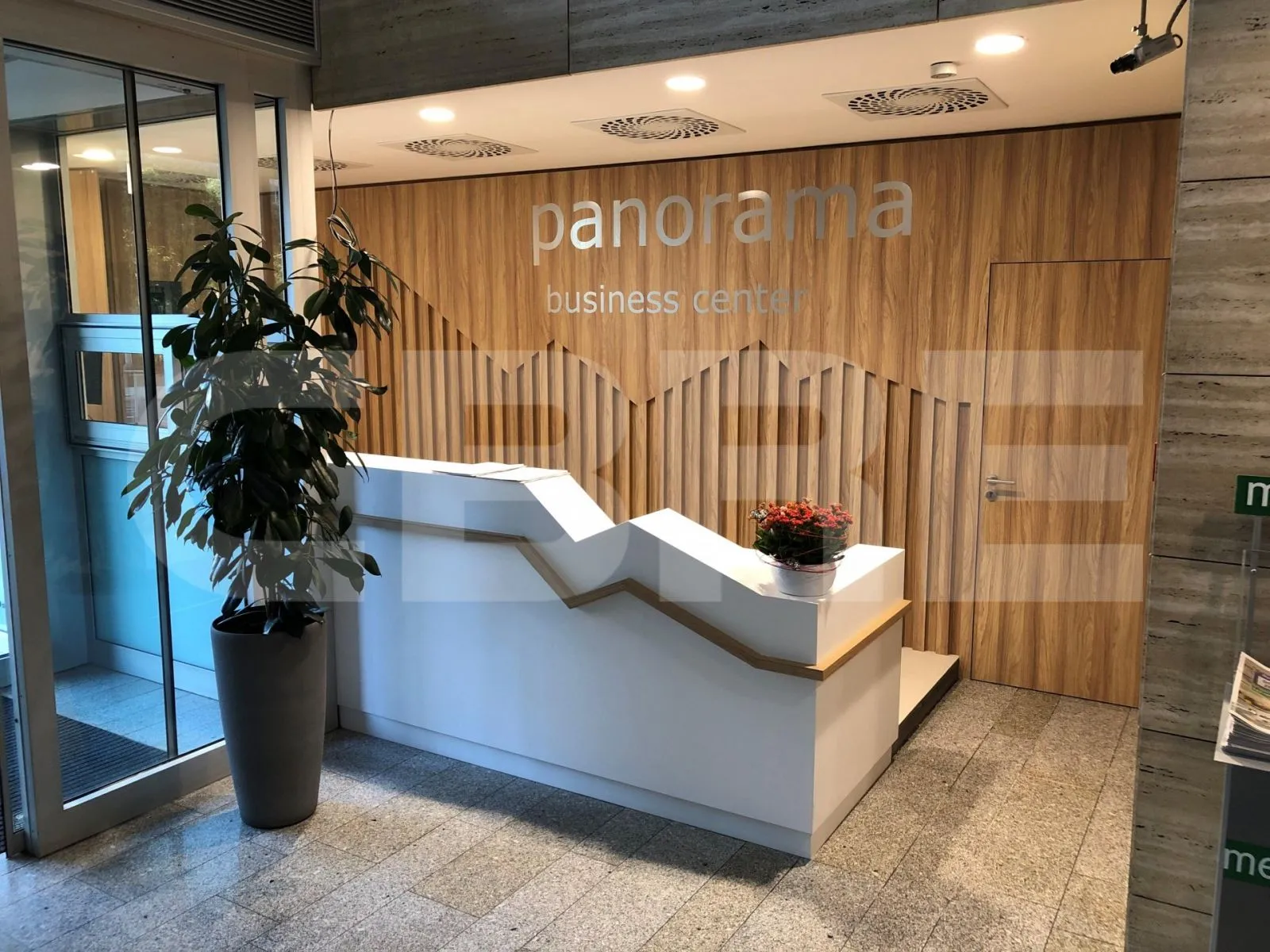 مكتب في افضل لوكيشن بالعاصمه الاداريه داخل بانوراما بيزنس سنتر