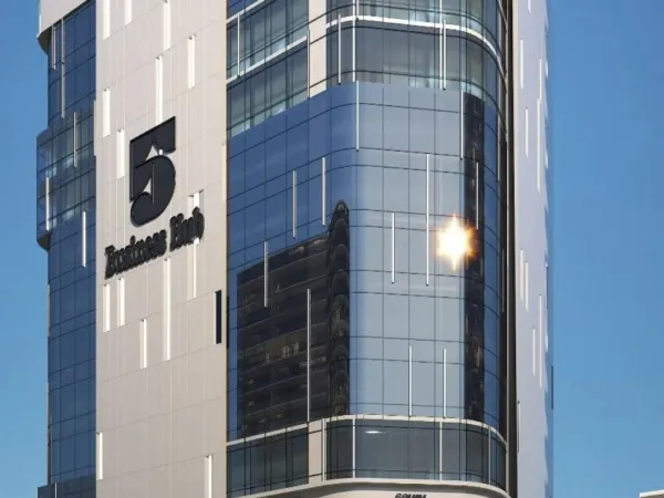 محل للبيع في 5 بيزنس هب العاصمة الجديدة من تميز