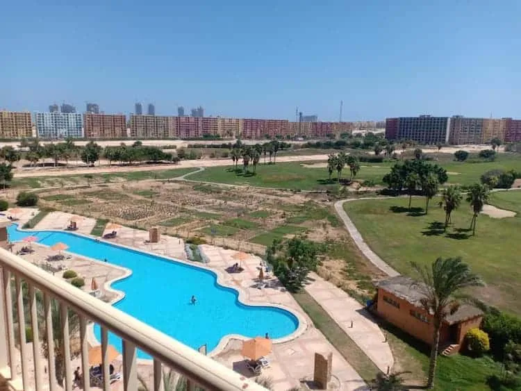 Receive Your Hotel Apartment In Sia Golf Bay Marina With 34m