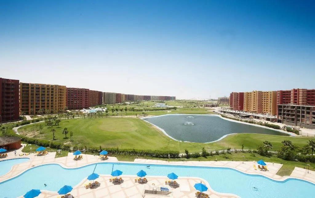Get A Chalet In Sia Golf Bay Marina With 67m