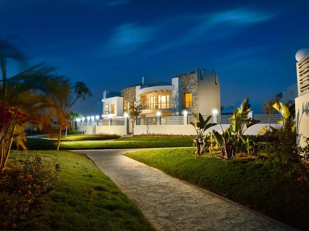 365m Villa with attractive price and charming view in Cleopatra Square Compound