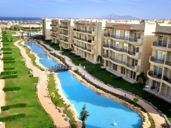 إقتنص الفرصة وأحصل على فيلا كبيرة بمساحة 290 متر في coral hills الساحل الشمالى