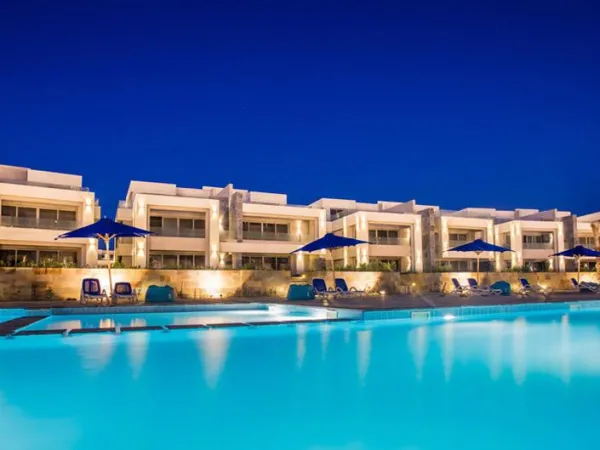 Villa 210m In  La Vista Cascada Village