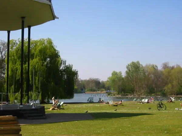 شقة رائعة 150م للبيع في موقع مميز جدا داخل ريجنتس سكوير