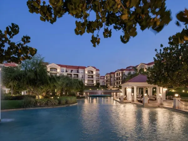 شقة لقطة للبيع 180م في مشروع ريجنتس سكوير القاهرة الجديدة بسعر خيالي