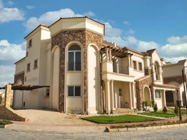 إشتري تاون هاوس بمساحة 312 متر في كمبوند ديفينا جاردنز