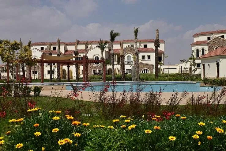 A twin house with 320 meters, live in Divina Gardens El Shorouk Compound