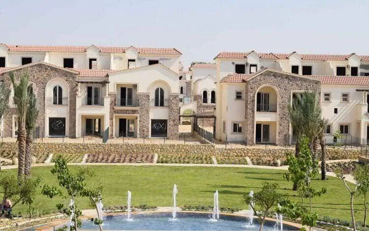 In installments, buy a twin house in Divina Gardens El Shorouk compound with 345 meters