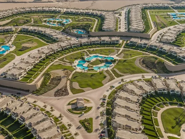 بفيو رائع و اقوى الخصومات على سعر المتر في قرية لافيستا 6 اشتري شاليه الان