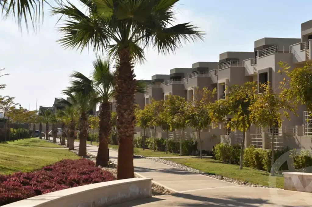 انتهز فرصة السكن الراقي واحجز تاون هاوس في كمبوند بالم هيلز القطامية