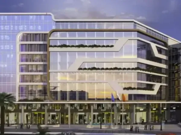 Clinic for sale in Remeny Mall 90 meters