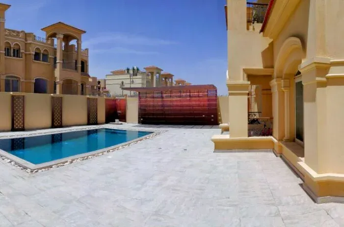 Unbeatable price in Fountain Park Compound 500 meters take advantage