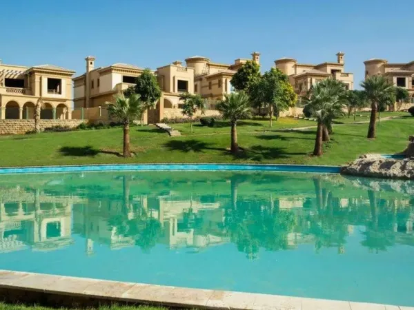 عقارات سكنية للبيع في مشروع لوريف بمساحة 270 متراً