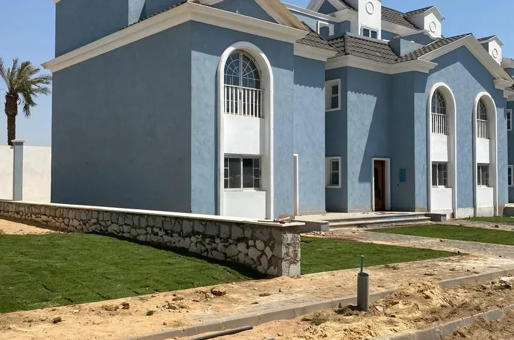 Villa for sale with immediate receipt in Heliopolis Hills Compound Obour City
