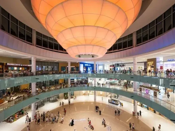 A 100 sqm shop for sale in a very special location and at the lowest price in Voke Mall