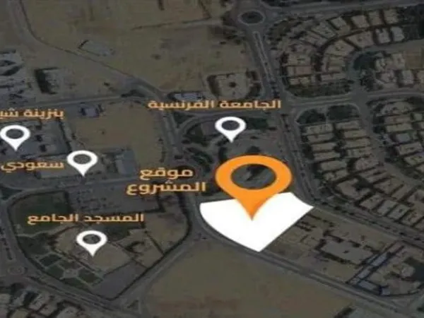 عيادة للبيع بالشروق في مول سولاريا 90 متراً