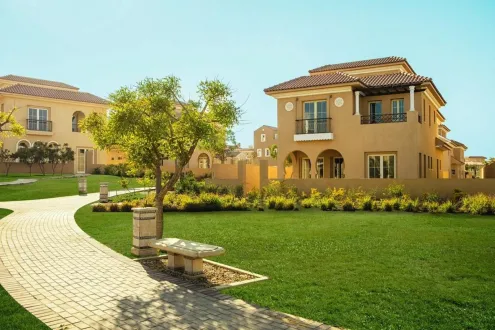 Own Now a Town House in Hyde Park Starting From 320 m²
