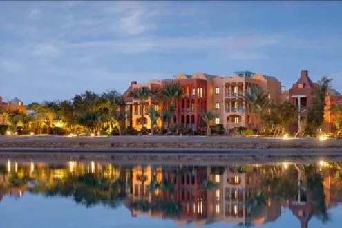 Book a 630 m² Villa in Cyan Orascom