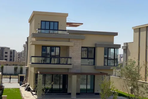 635-meter properties with 4 bedrooms for sale in Villette