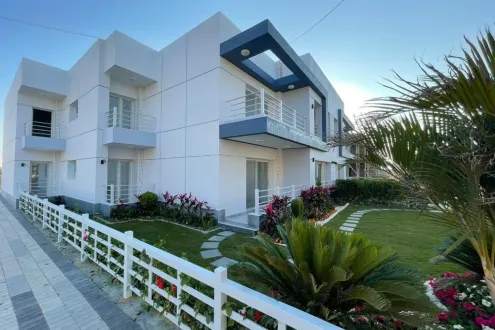 Book Your Apartment In The Waterway Villa