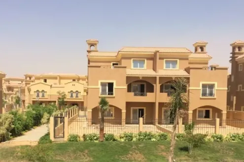 Pay 20% downpayment and receive an Villa in Les Rois New Cairo with space of 450m and 5 Rooms