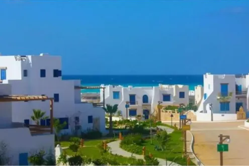 اميز شاليه للبيع بقرية بيانكي الساحل بمساحة 100 متر