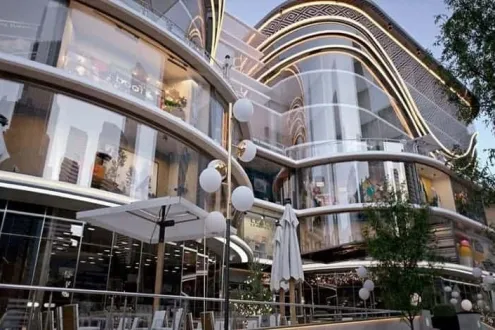 عيادة 113م في مول الشانزليزيه بتسهيلات فى السداد