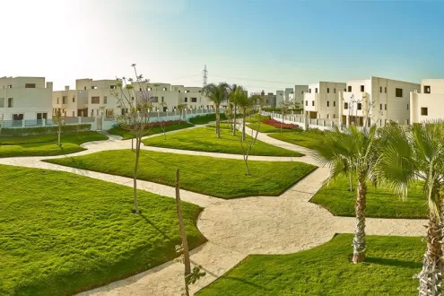 فيلا رائعة 450م للبيع في موقع مميز جدا داخل كليوباترا سكوير 6 اكتوبر