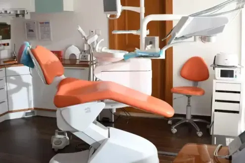The cheapest 90m Clinic for sale in Cascada Plaza Mall at New Cairo