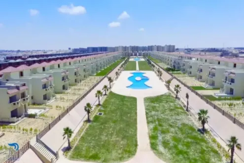 توين هاوس بمساحة 195 متر أسكن في قرية ستيلا هايتس