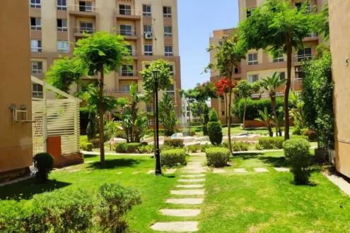 For lovers of sophistication Apartment for sale in Degla Gardens 6 October with area of 115m