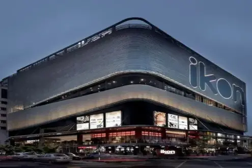 At an attractive price reserve your shop now in Ikon Mall