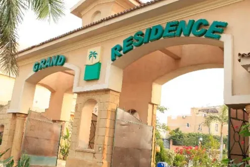 The cheapest 6 room townhouse immediate receipt with 10 years’ facilities in the Grand Residence Compound