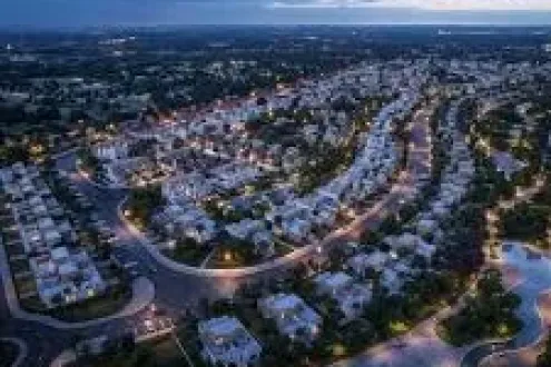 فيلا 250م بجاردنه خاص في كمبوند هايد بارك سنترال