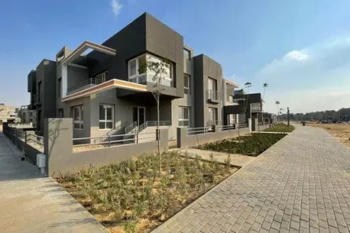 Book a villa in Kayan Compound with an area of ​​285m