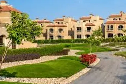 Own your unit now in the Vista Walk compound with an area of ​​170m