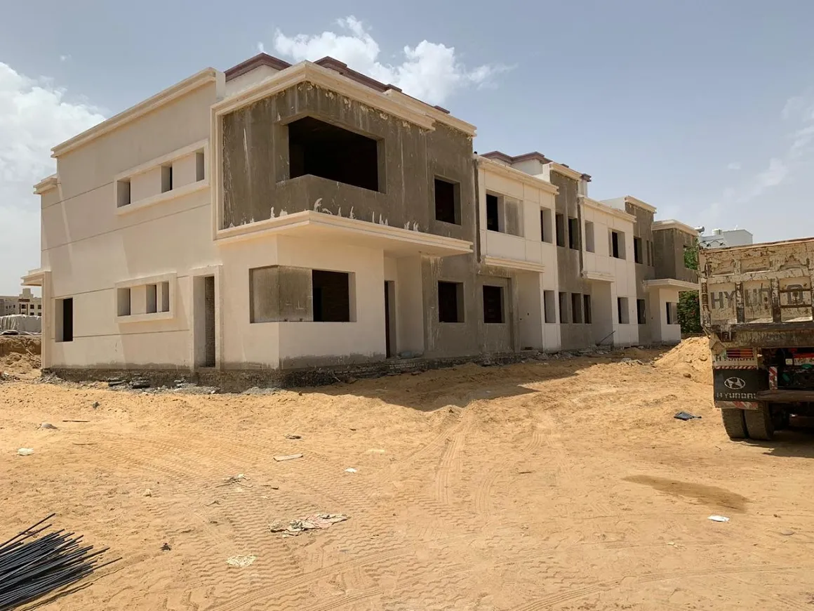 كمبوند ازار التجمع الخامس الريدي جروب