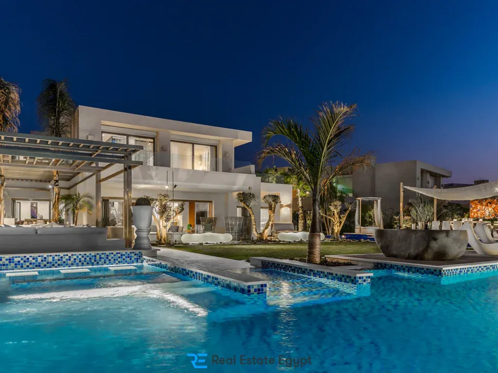 قرية هاسيندا وايت الساحل الشمالي بالم هيلز العقارية