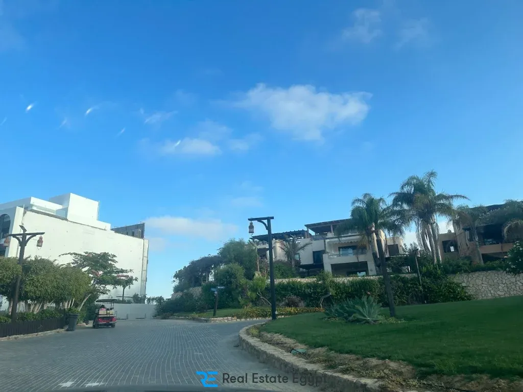 قرية هاسيندا ريد الساحل الشمالي بالم هيلز للتطوير العقاري