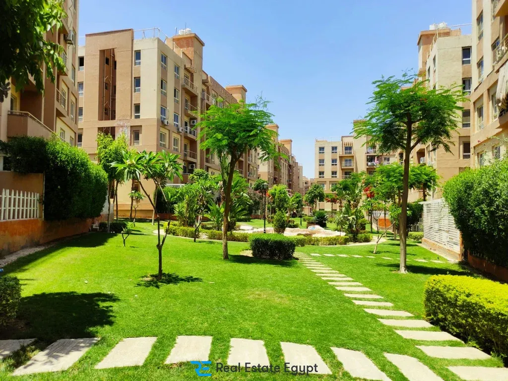 Degla Gardens 6 October Compound Memaar Al Morshedy