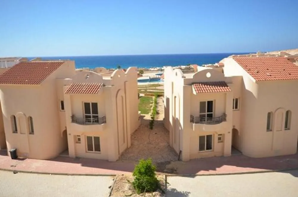 قرية كورال هيلز الساحل الشمالي نيو ستار للتطوير العقاري - Coral Hills North Coast Village