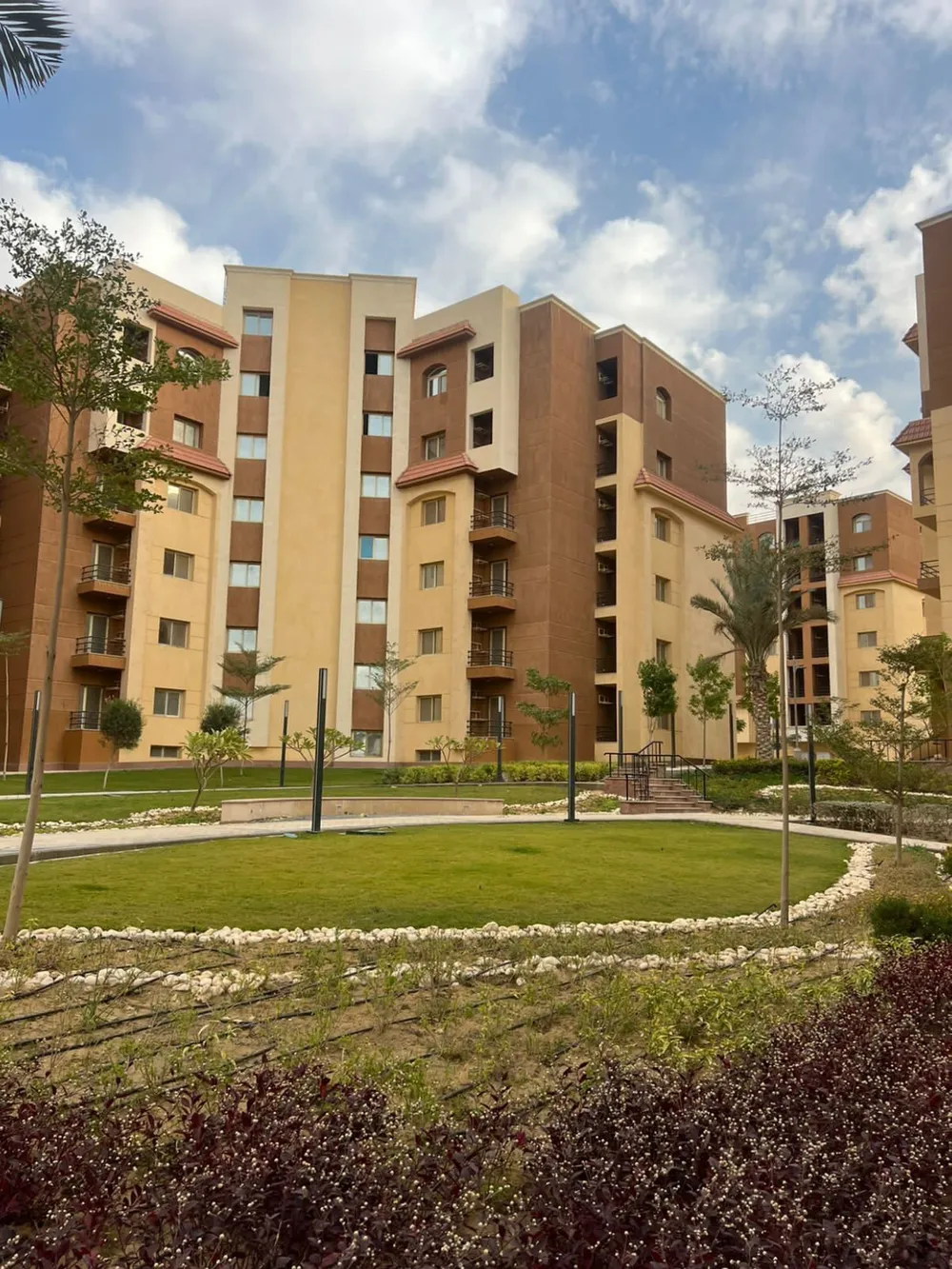 Avenue Al Maqsad Mall Dolmen Real Estate