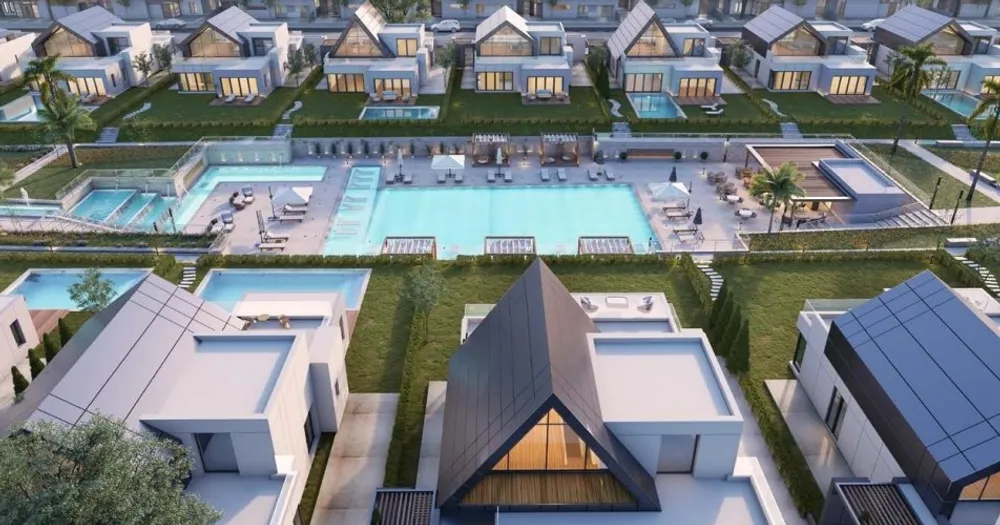 347m Villa for sale in a very unique location within Novella October