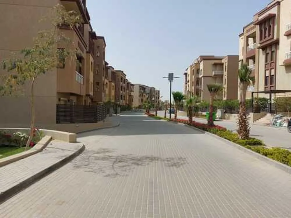 Green 5 October Compound Mabany Edris Development
